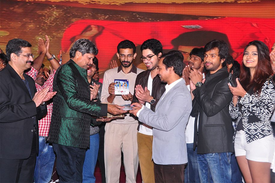 Dil-Deewana-Audio-Launch-by-Kapil-Dev